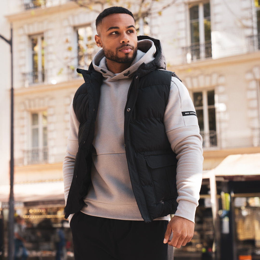 Aaronson Gilet - Black - Image 9