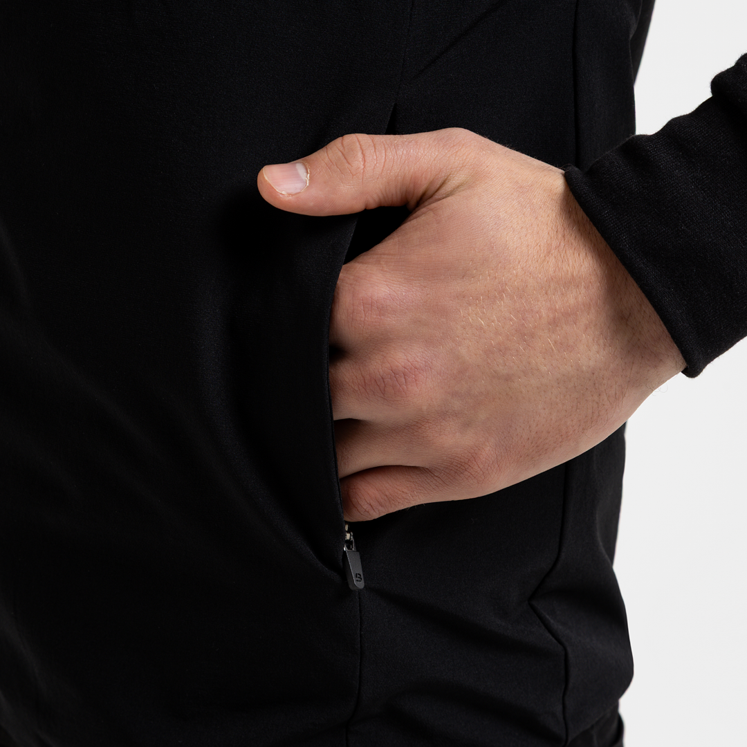 Signature Sports Gilet - Black - Image 5