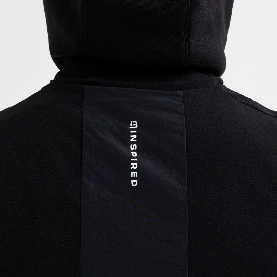 Signature Sports Gilet - Black - Image 6